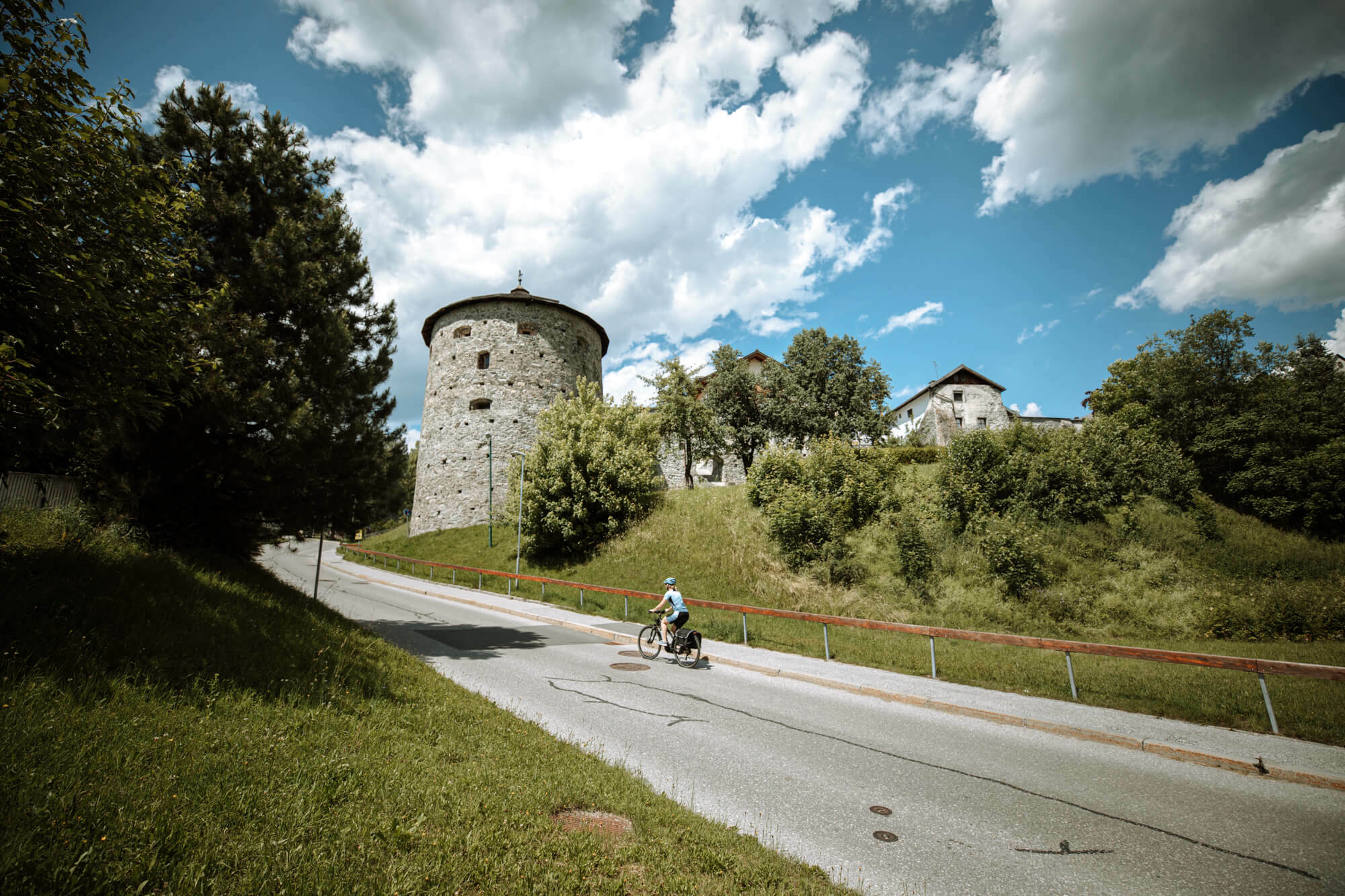 © Off The Path / Sebastian Canaves